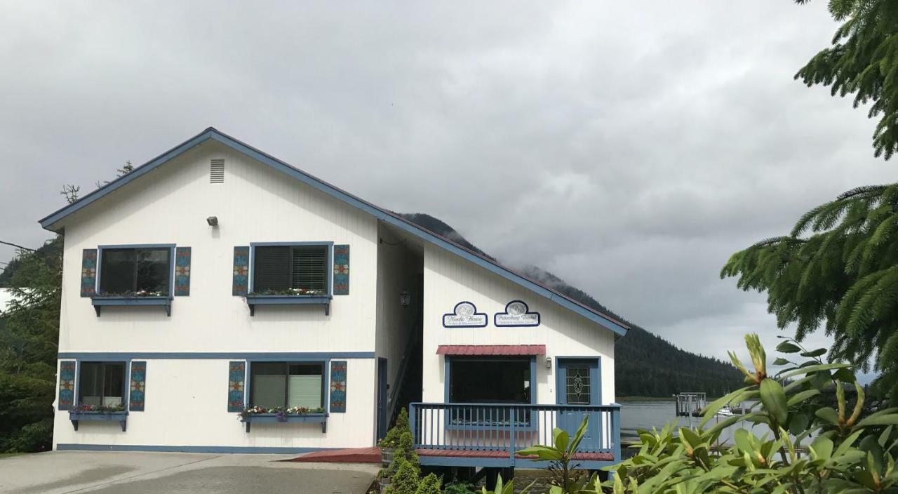 ピーターズバーグNordic Houseアパートメント エクステリア 写真
